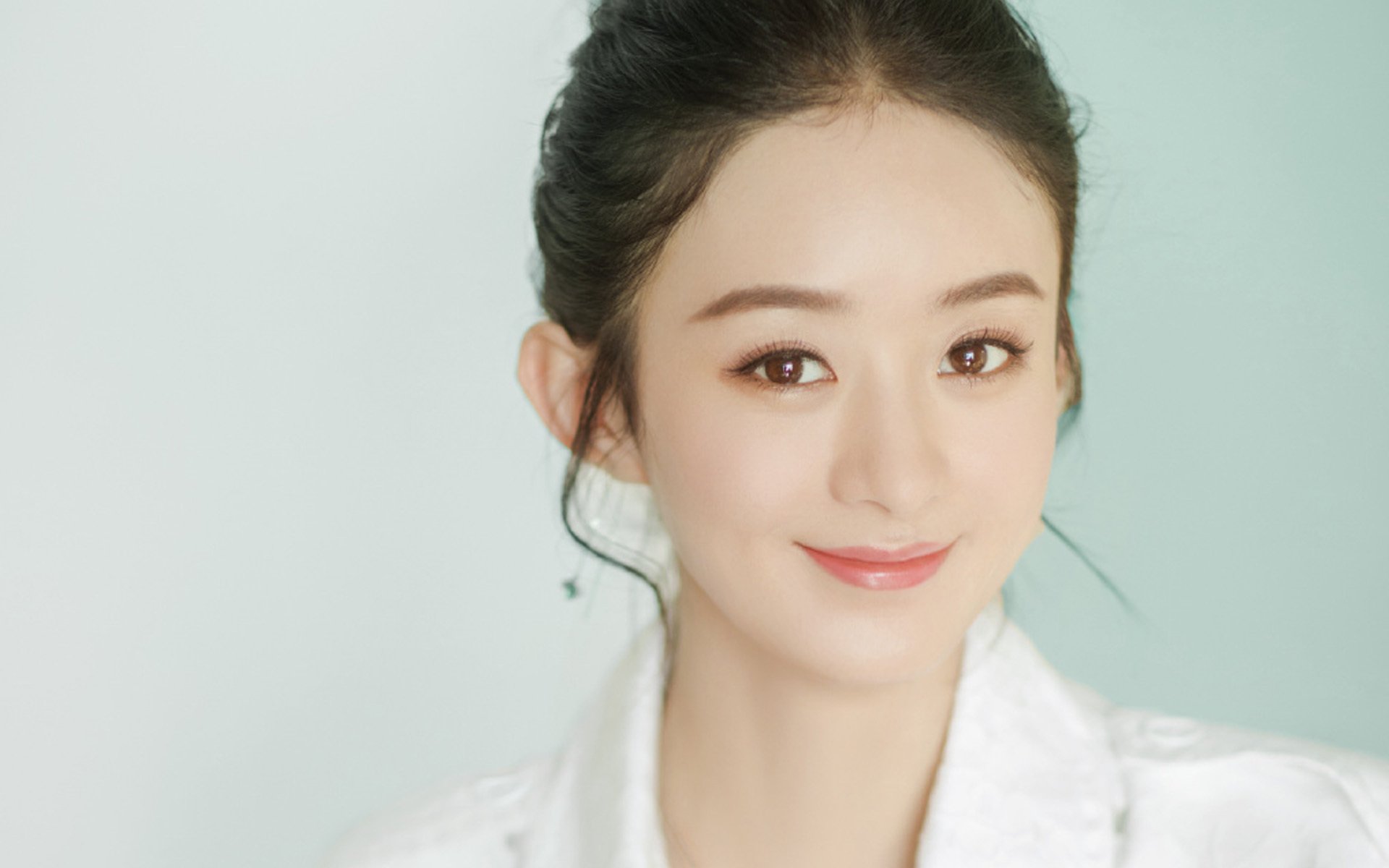 库兹马诺维奇在巴黎奥运会手球比赛中展现出高水平的反应速度，库兹马出手次数